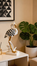 Skulptur „ÉLAN“ – Geometrischer Flamingo